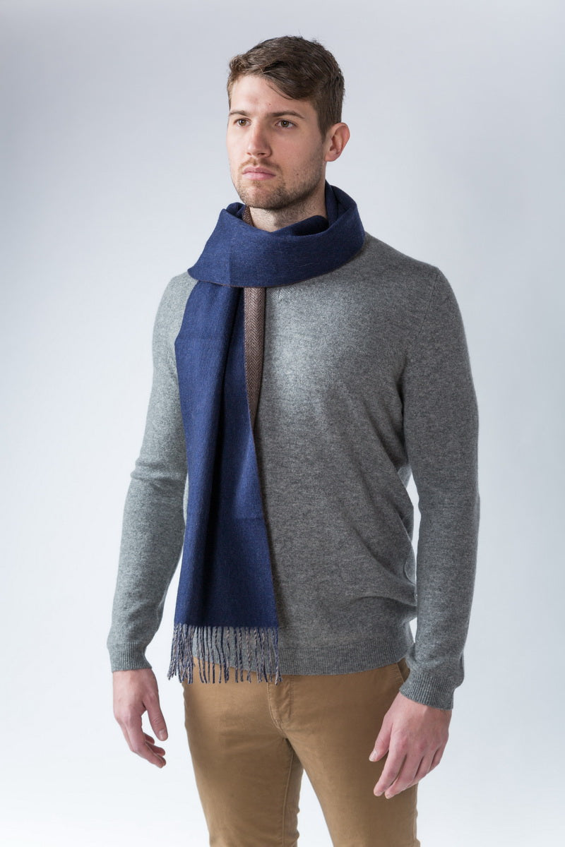 100% Lambswool Chocolate Hounds Tooth Scarf